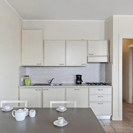 Hotel Residential Complex With Panoramic Views And Pool Oggebbio