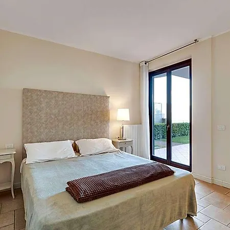 Residential Complex With Panoramic Views And Pool 2* Oggebbio